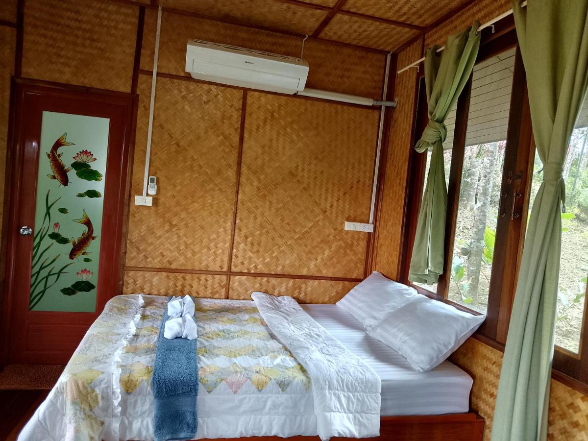 ภูริรักษ์ โฮมสเตย์ Ban Pha Saeng Lang Extérieur photo