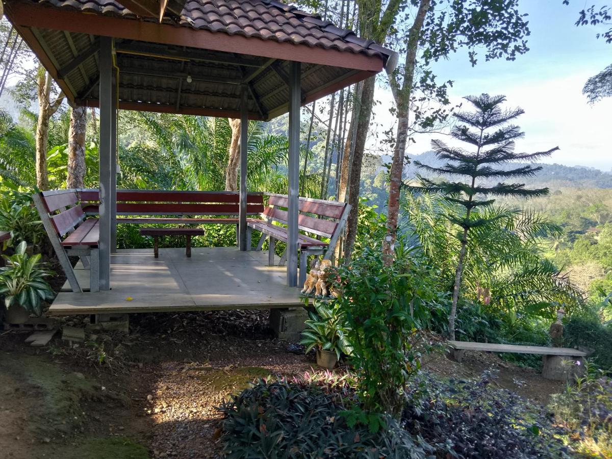 ภูริรักษ์ โฮมสเตย์ Ban Pha Saeng Lang Extérieur photo